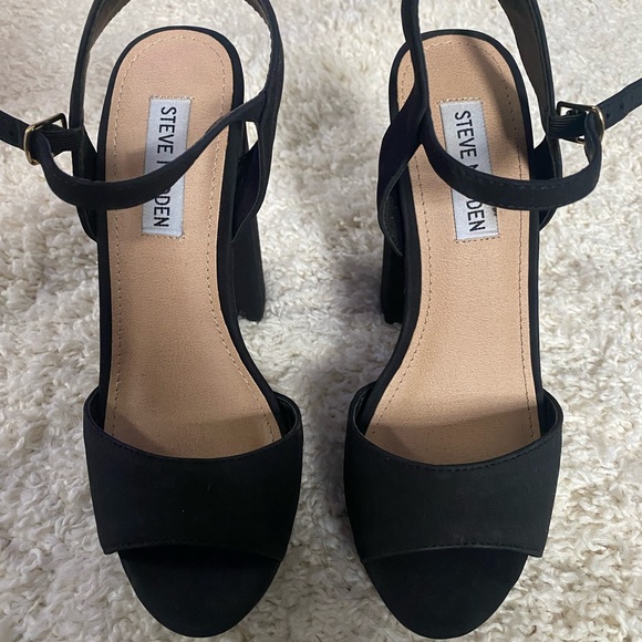 Steve Madden Hasty Black Heels ⭐️ size 6.0 - Picture 2 of 4